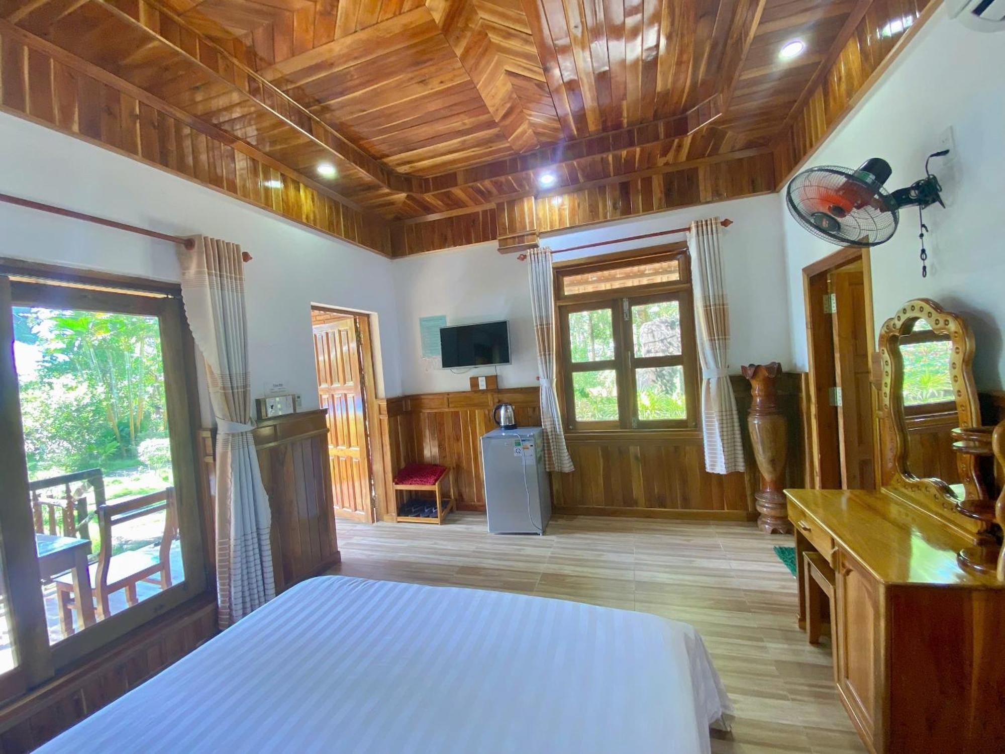 Y Nghia Bungalow Ong Lang Phu Quoc Esterno foto