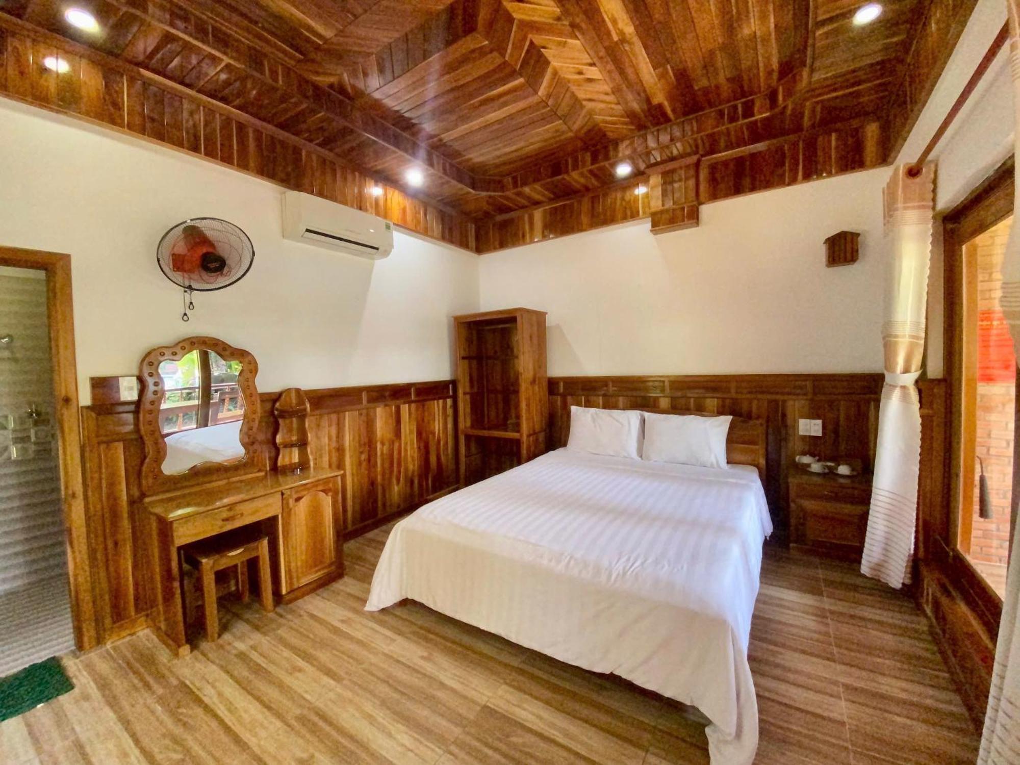 Y Nghia Bungalow Ong Lang Phu Quoc Esterno foto